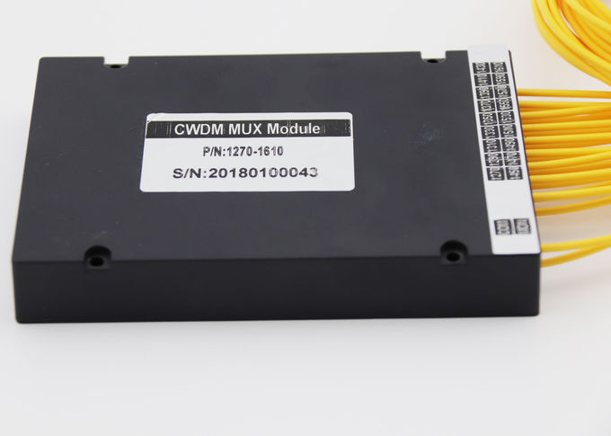 उच्च विश्वसनीयता CWDM बहुसंकेतक, 4Ch / 8Ch / 18 Ch CWDM मॉड्यूल LC Comnnectors के साथ