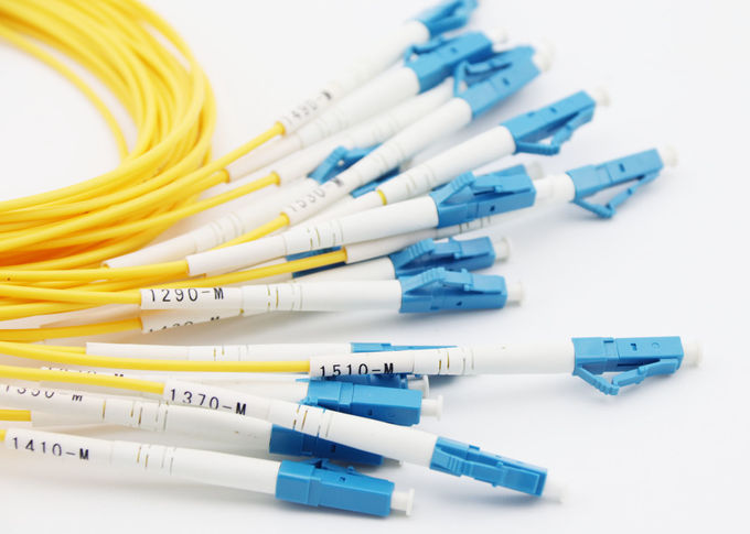 उच्च विश्वसनीयता CWDM बहुसंकेतक, 4Ch / 8Ch / 18 Ch CWDM मॉड्यूल LC Comnnectors के साथ
